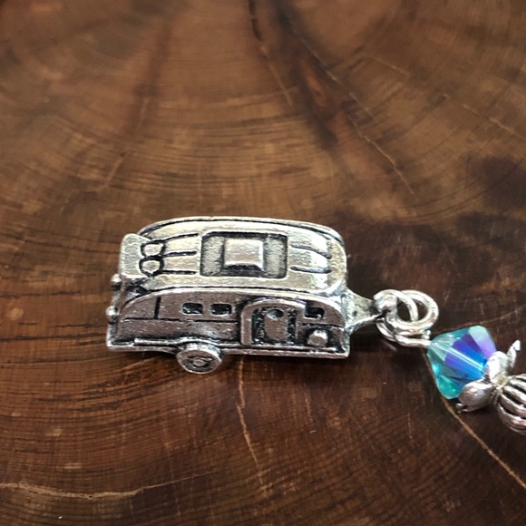 Camper Trailer Earrings - Camper Jewelry, RV - Picture 4 of 4